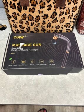 LYHW Deep Tissue Massage Gun Extended Handle Handheld Massager with 4 Heads
